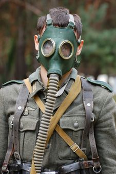 german gas mask wwii