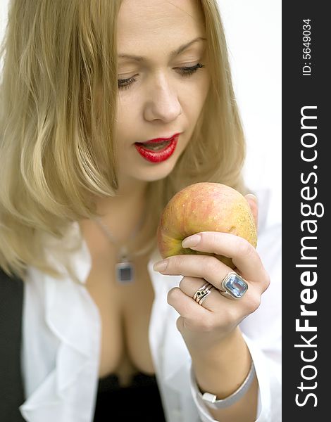 Beautiful Women Eating fresh Apple