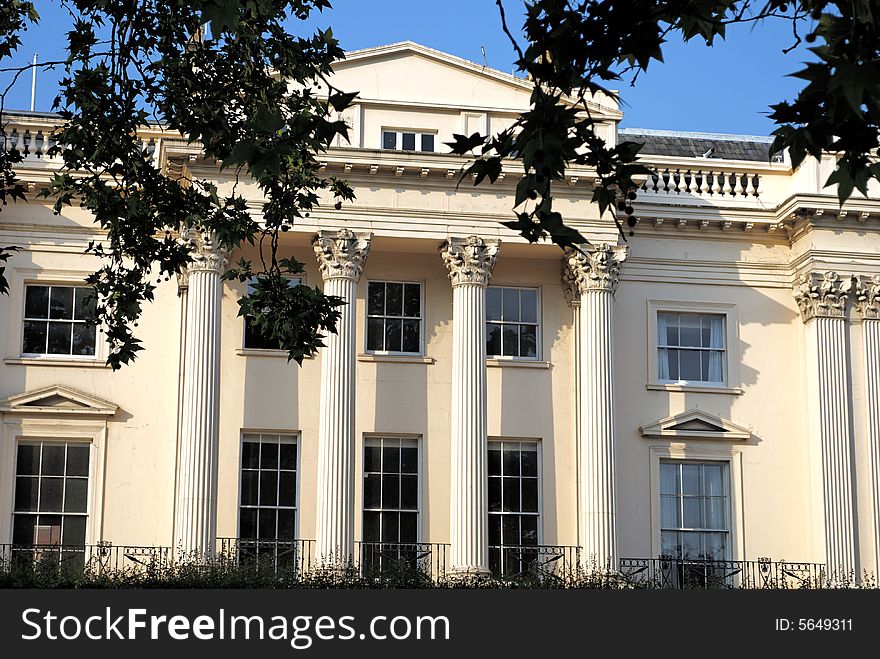 Posh houses located near Regent's Park, London. Posh houses located near Regent's Park, London.