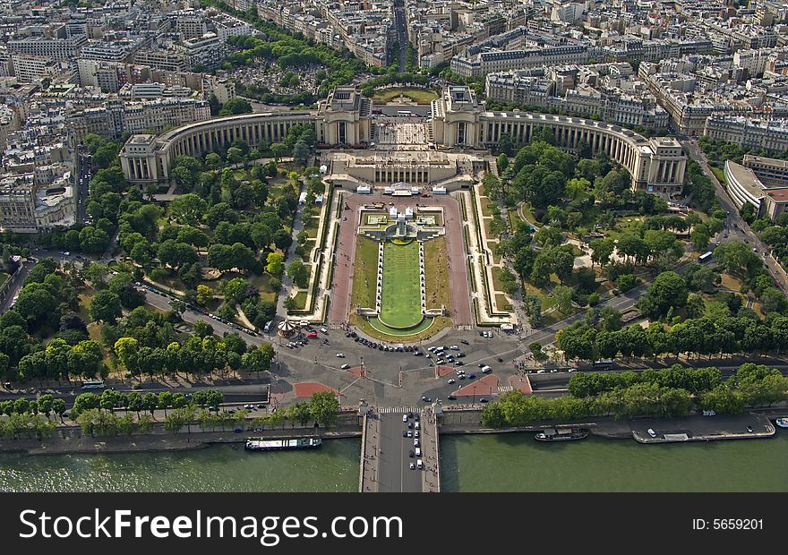 A view of Trocadero from the 3rd floor of the Tour Eiffel. A view of Trocadero from the 3rd floor of the Tour Eiffel
