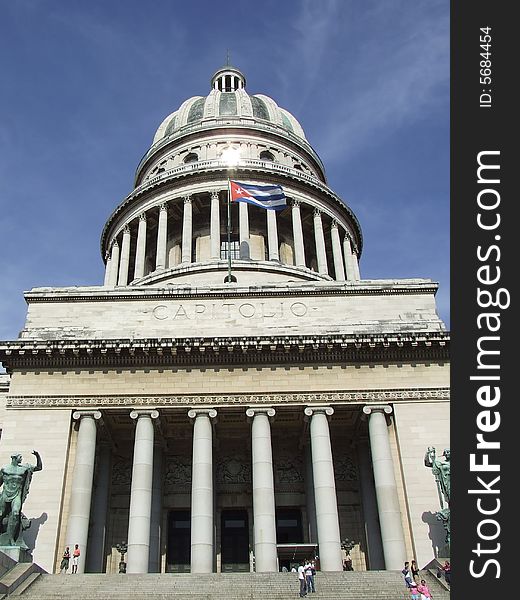 Capitol's front view, Havana Cuba (vertical). Capitol's front view, Havana Cuba (vertical)