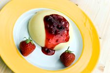 A Baked Vanilla Pudding With Topping Of Red Currant Stock Photography A Baked Vanilla Pudding With Topping Of Red Currant Stock Photography
