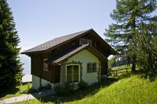 Swiss Mountain House Royalty Free Stock Images Swiss Mountain House Royalty Free Stock Images