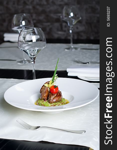 Mediterranean restaurant cuisine - Roasted meat appetizer