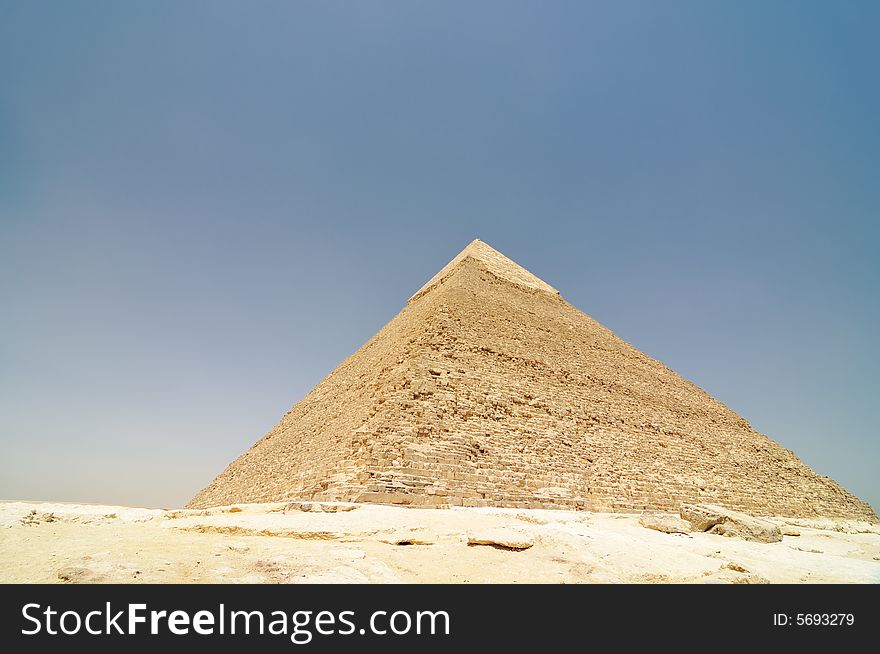 Egyptian pyramid with copy space