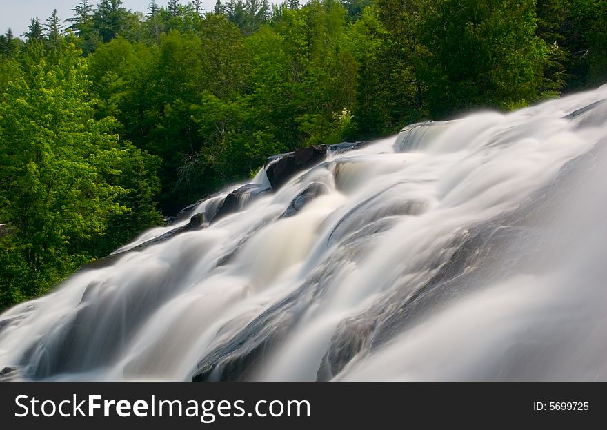 Bond Falls, located on the western side of Michigans Upper Peninsula