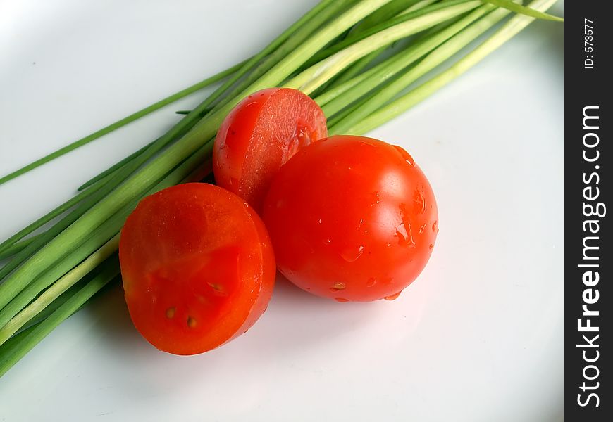 Cherry tomatos and chive