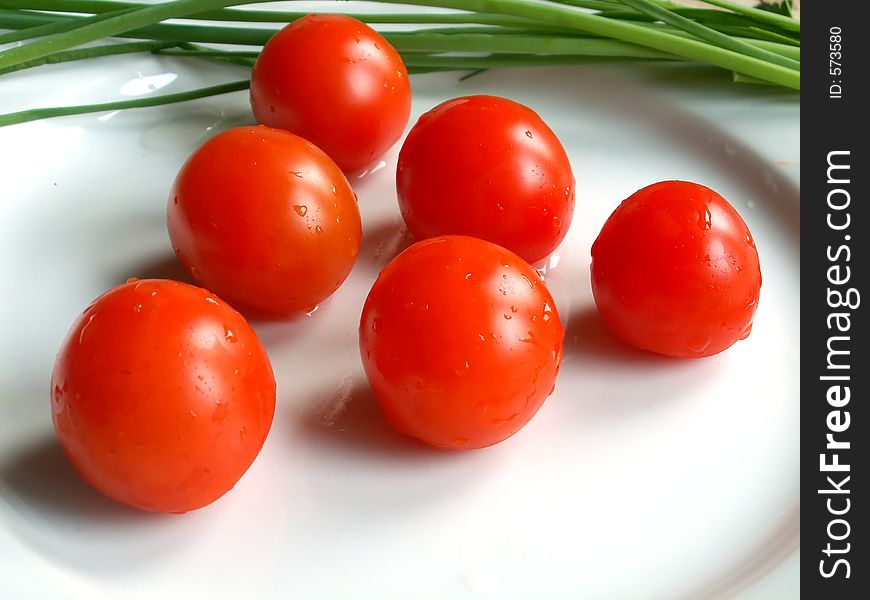 Fresh wet cherry tomatos