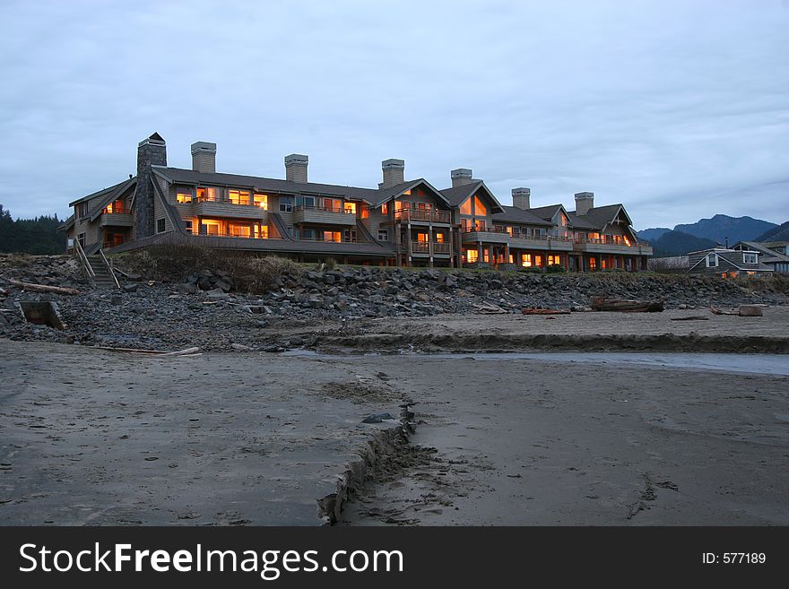 Warm, inviting lodge on the pacific coast. Warm, inviting lodge on the pacific coast.