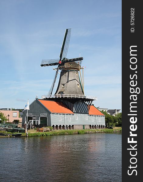 Photo of a Windmill in the Hague