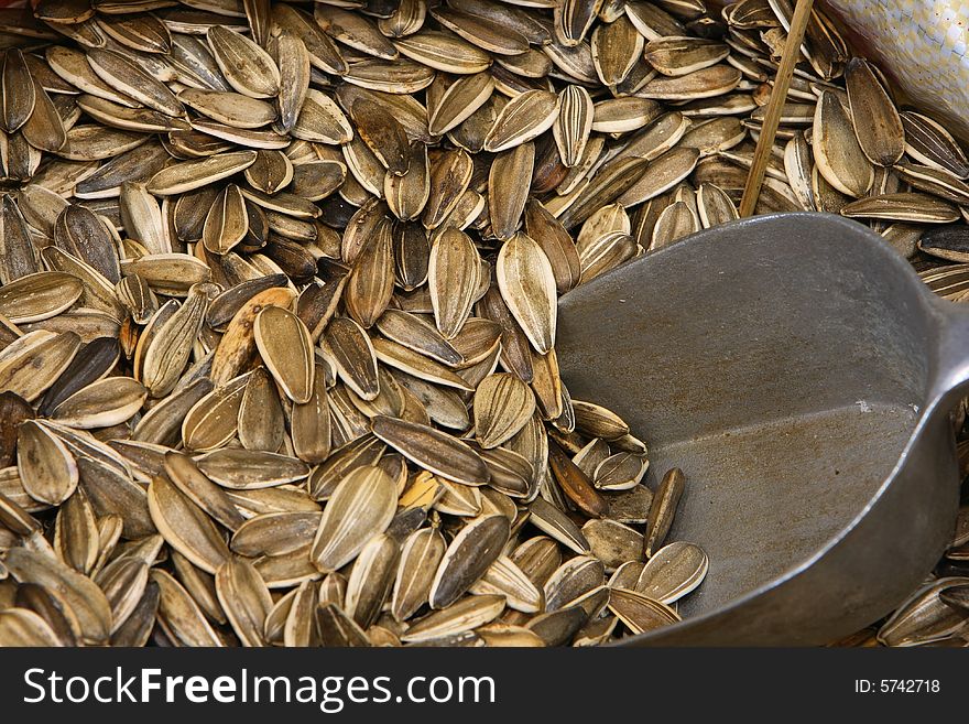 Sunflower seeds in the market