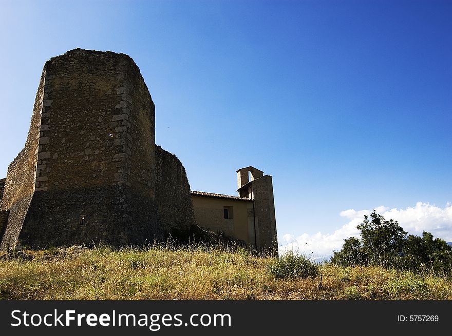 Italian castle (Camponeschi-Aq, Italy). Italian castle (Camponeschi-Aq, Italy)