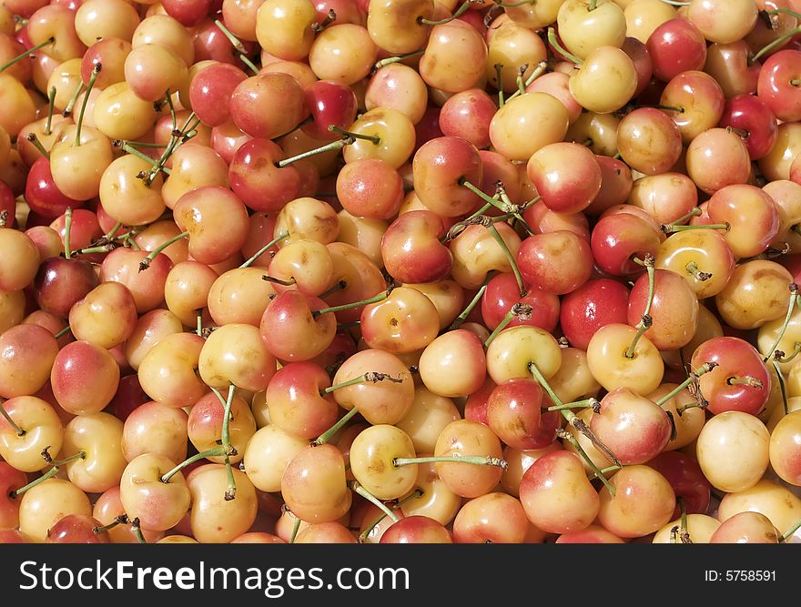 A shot of cherries at the market.