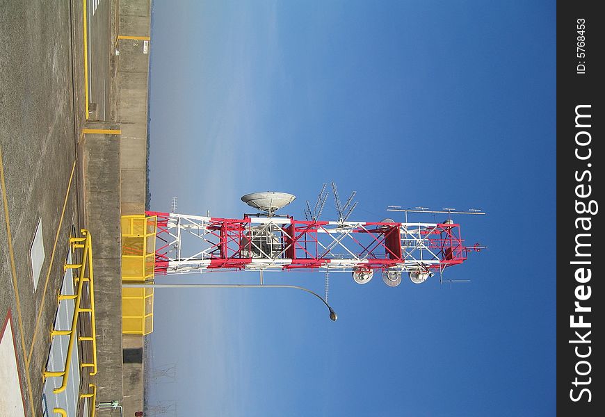 Communications array on top of a hydro-electirc dam. Communications array on top of a hydro-electirc dam.