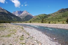 River And Mountains Royalty Free Stock Images River And Mountains Royalty Free Stock Images