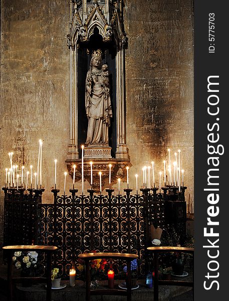 France, Paris:The Benedictine Abbey of Saint Germain des pres was founded by the merovingian king Childebert I in the 6th century. View of the altar