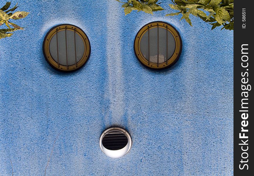 A funny window with a surprised expression