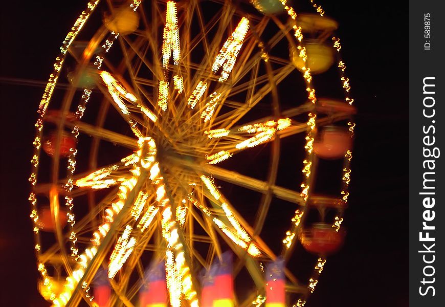 Spinning Blured Ferris Wheel