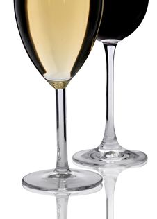 Two Glasses Of Wine Royalty Free Stock Images Two Glasses Of Wine Royalty Free Stock Images