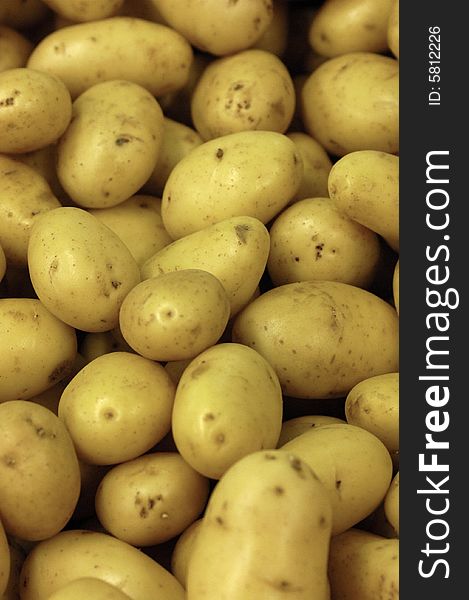 Potatoes on a market stall