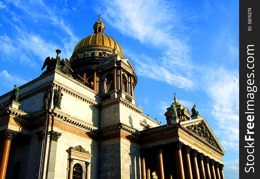 Photo of a beautiful cathedral in St.-Petersburg, Isaack.