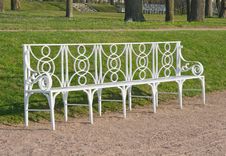 White Garden Bench Royalty Free Stock Photography White Garden Bench Royalty Free Stock Photography