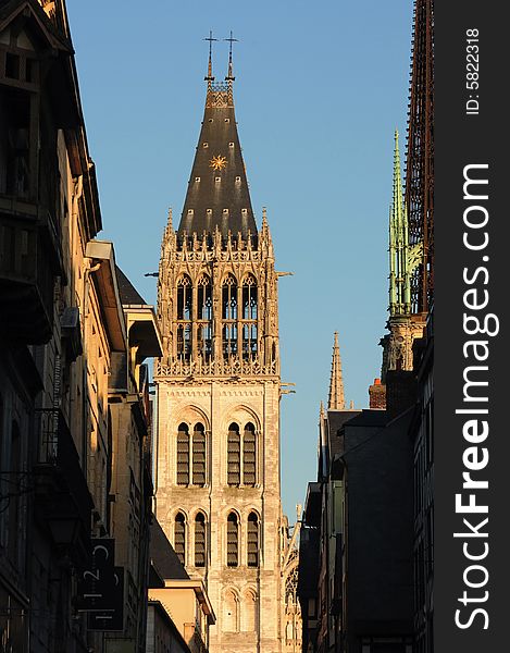 France Rouen: the gothic Cathedral of Rouen was the worldï¿½s tallest building from 1876 to 1880. The Norman cathedral contain the tomb of Richard the Lion heart. Detail of the facade