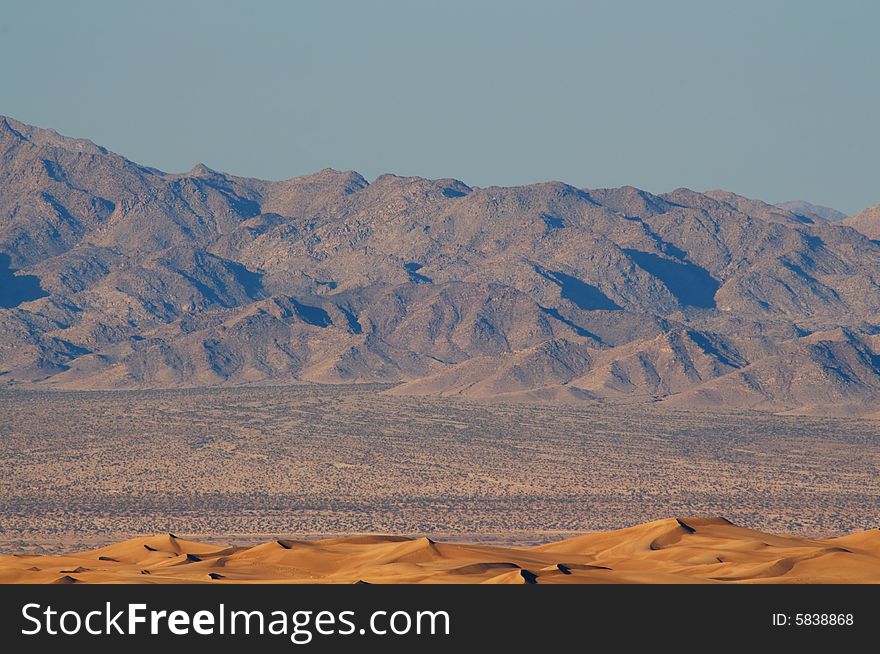 Cadiz dunes mojave desert california