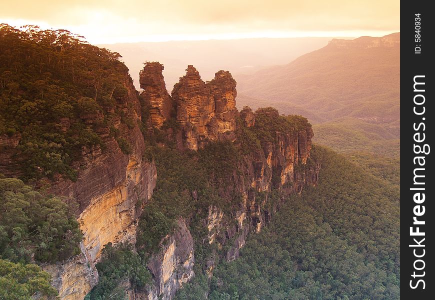 Three Sisters rock in Blue Mountains national park, Australia