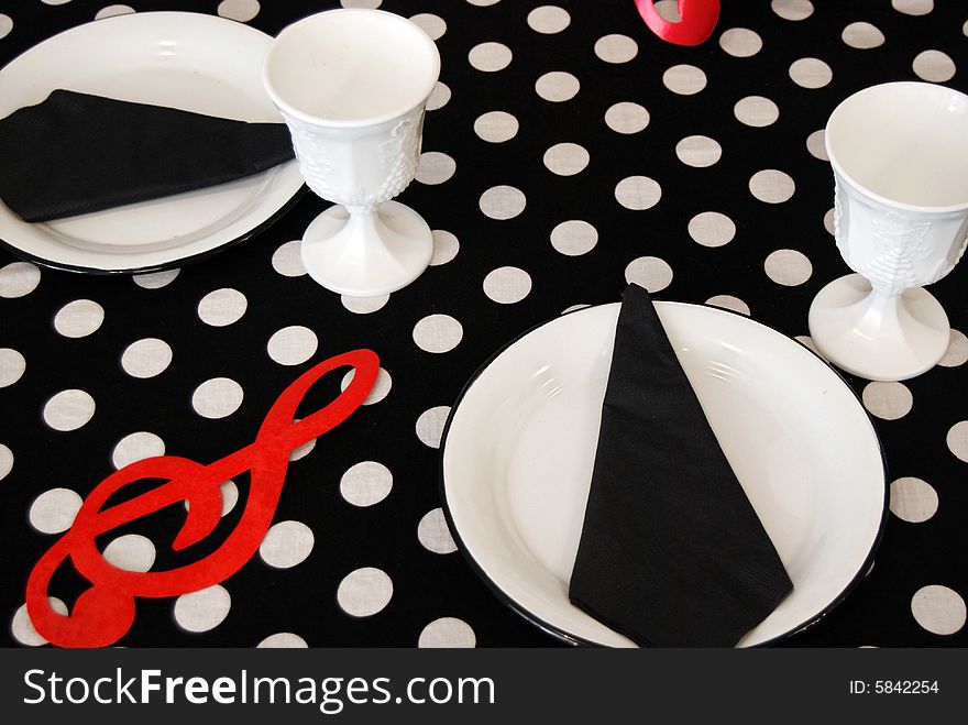 Musical theme for a modern table setting. Musical theme for a modern table setting.