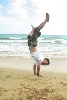 Free Walking On Hand At Beach Stock Photos - 5852013