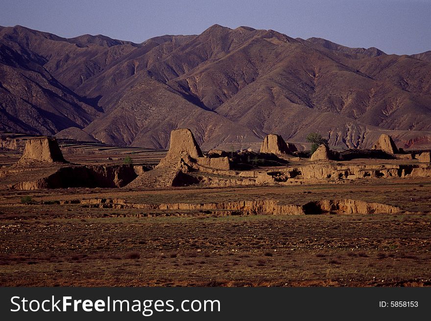 Watchtowers of the great wall under the mountains, shanxi province, china