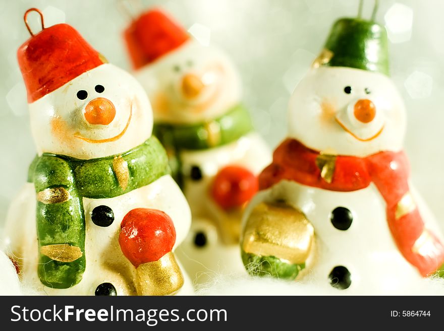 Snowmen on a cold winter with snowflake - Christmas decoration