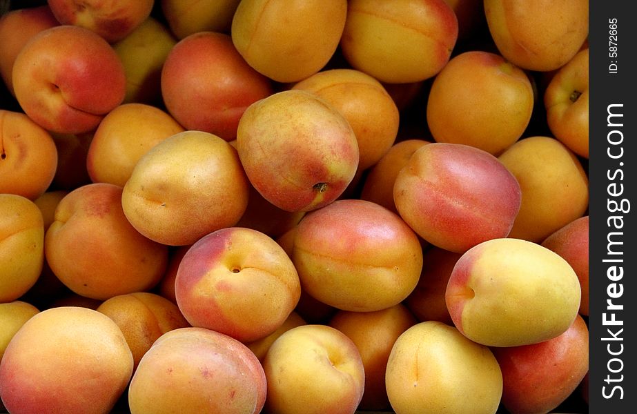 Plump, juicy, and colorful peaches.