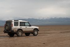 SUV Trek Across A Steppe Royalty Free Stock Images SUV Trek Across A Steppe Royalty Free Stock Images