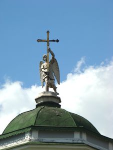 Angel With A Cross On A Dome Church Royalty Free Stock Photos Angel With A Cross On A Dome Church Royalty Free Stock Photos