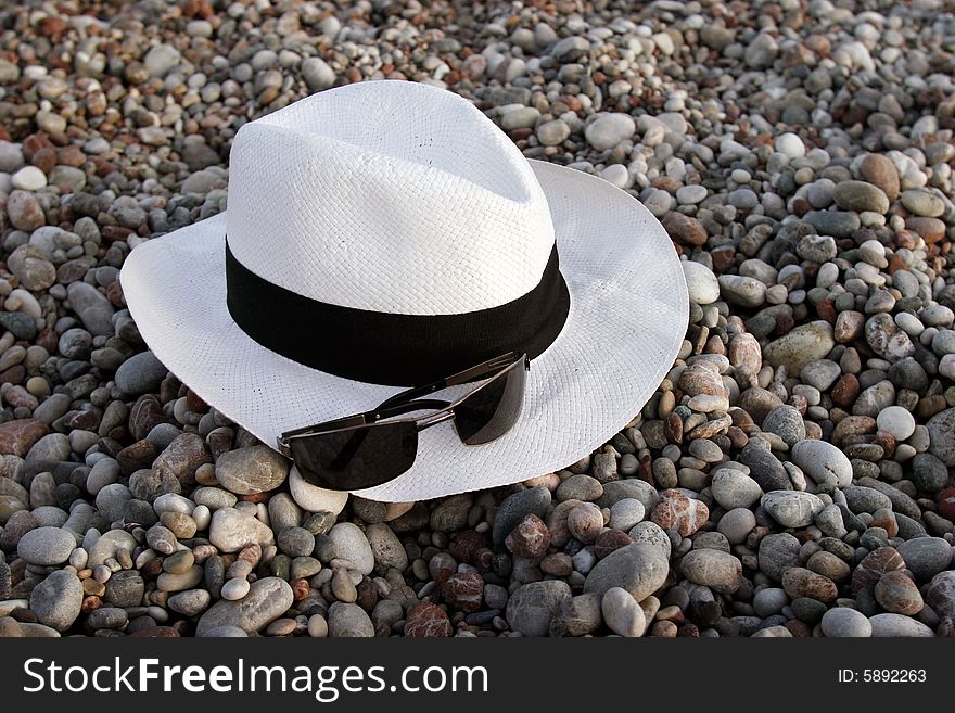 Summer vacation accessories - hat and sunglasses