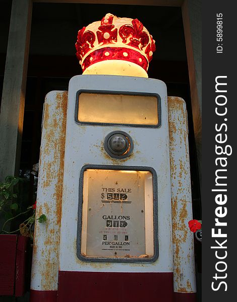 Old gas pump showing prices of yesteryear. Old gas pump showing prices of yesteryear