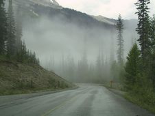 Mountain Fog Royalty Free Stock Images Mountain Fog Royalty Free Stock Images