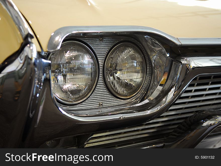 Car Lamps with Chrome Trim