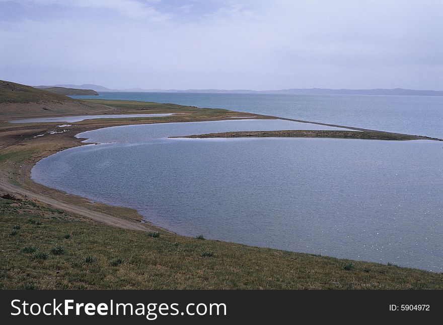 This is Zha-Ling lake. Yellow River's headstream. At the height of about 4800m in Qinghai-Tibet platean. This is Zha-Ling lake. Yellow River's headstream. At the height of about 4800m in Qinghai-Tibet platean.
