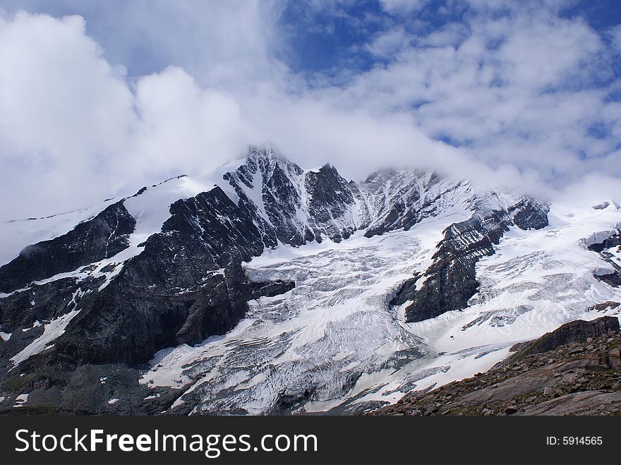 The Glossglockner massif, austrian alps