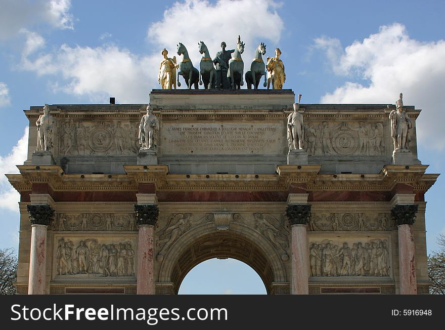 Arc de triomphe du carrousel, near le Louvre museum, Paris, France.