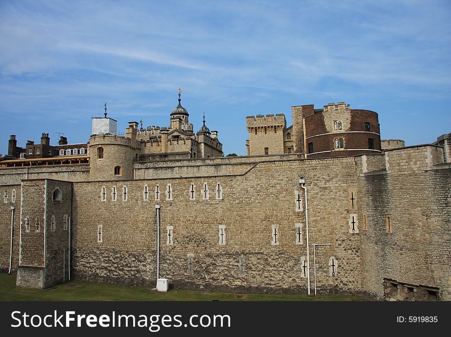 This is the tower of london, a castle built in the early 12th century