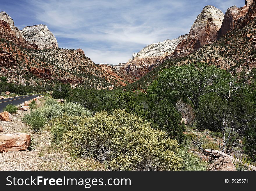 View of the mountains at Zion NP, Utah