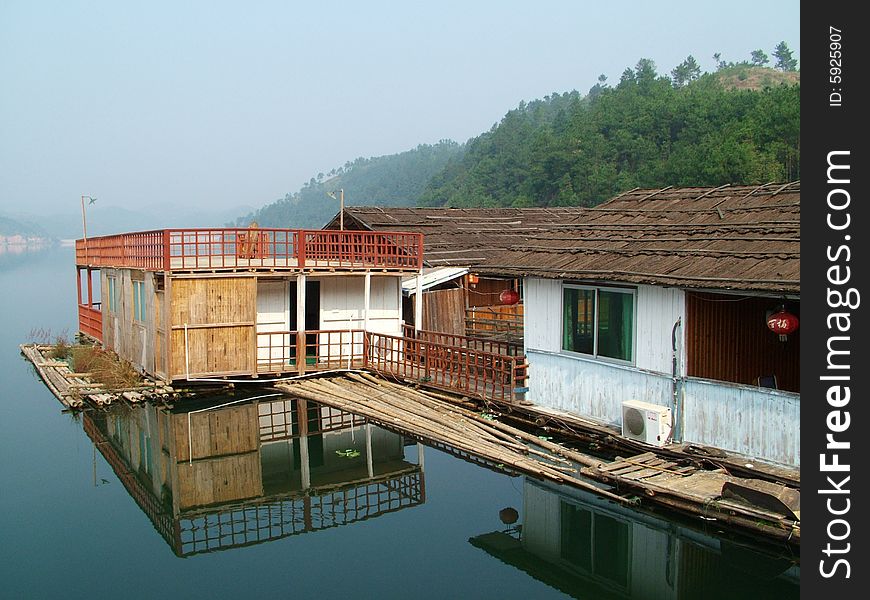The riverside rural people in China