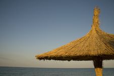 Single Thatched Umbrella Royalty Free Stock Image Single Thatched Umbrella Royalty Free Stock Image