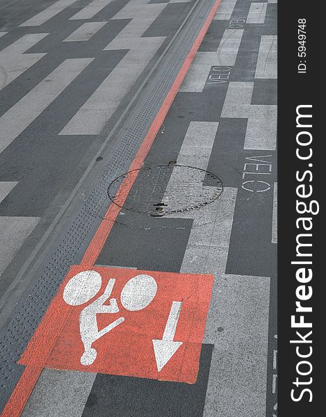 Protection of cyclists on a street in Toulouse. Protection of cyclists on a street in Toulouse