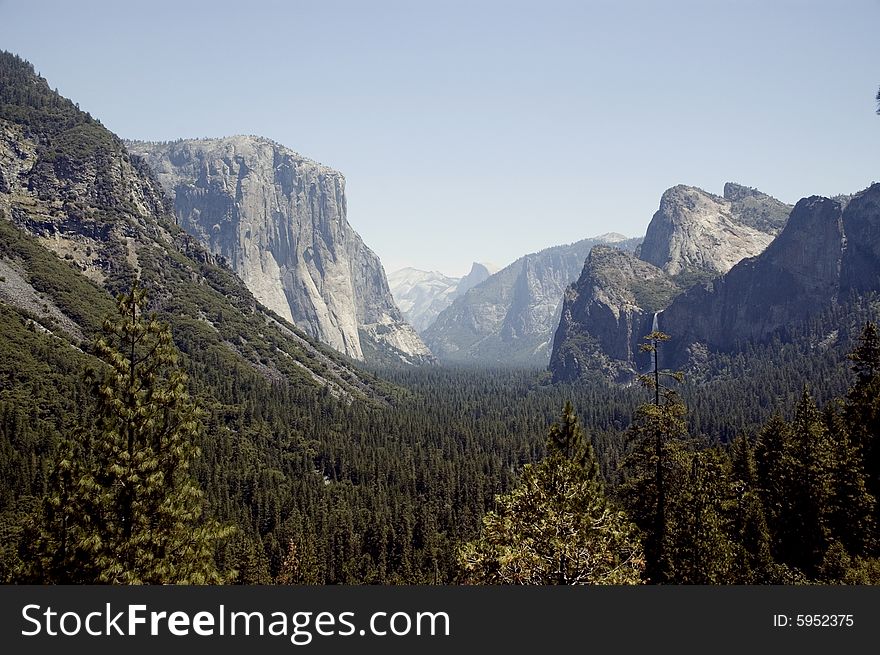 Tunnel View of Yosemite Valley California