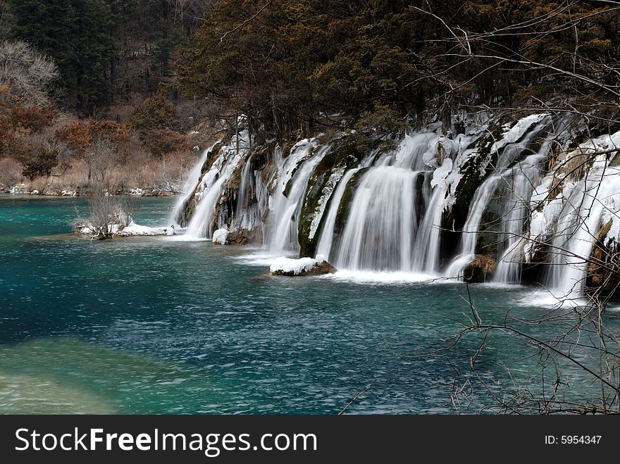 Beautiful Water (JiuZhai Valley)